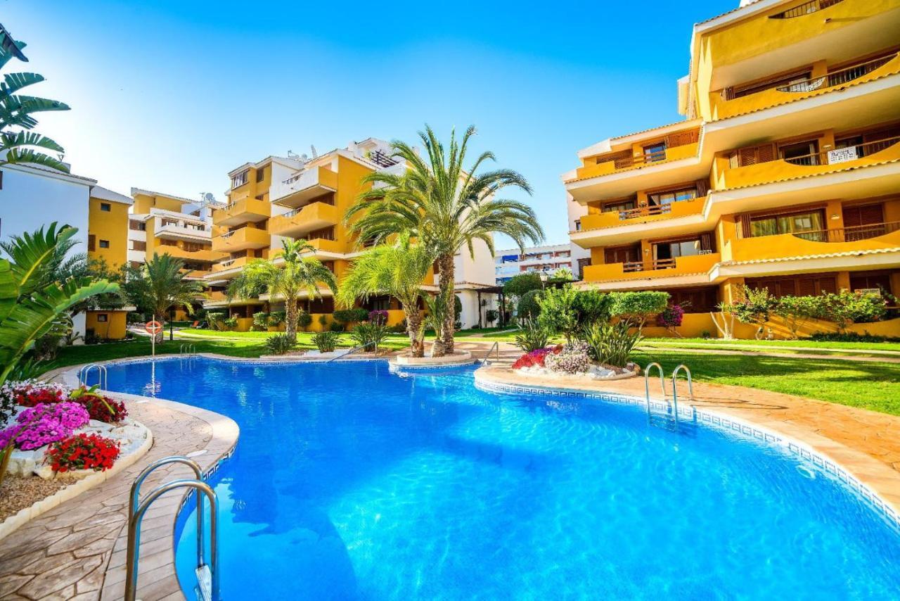La Entrada Beach Club Torrevieja Exterior foto